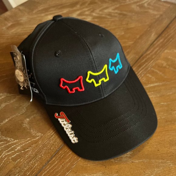 Scotty Cameron junkyard Dog Titleist BLACK ballcap with magnetic ball marker